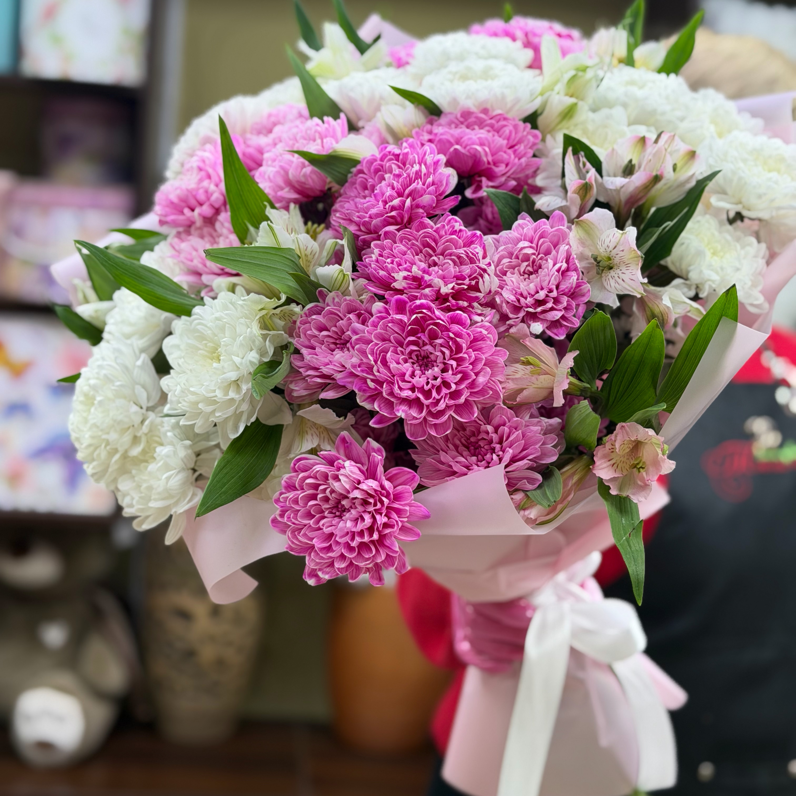 Букеты сборные, композиции