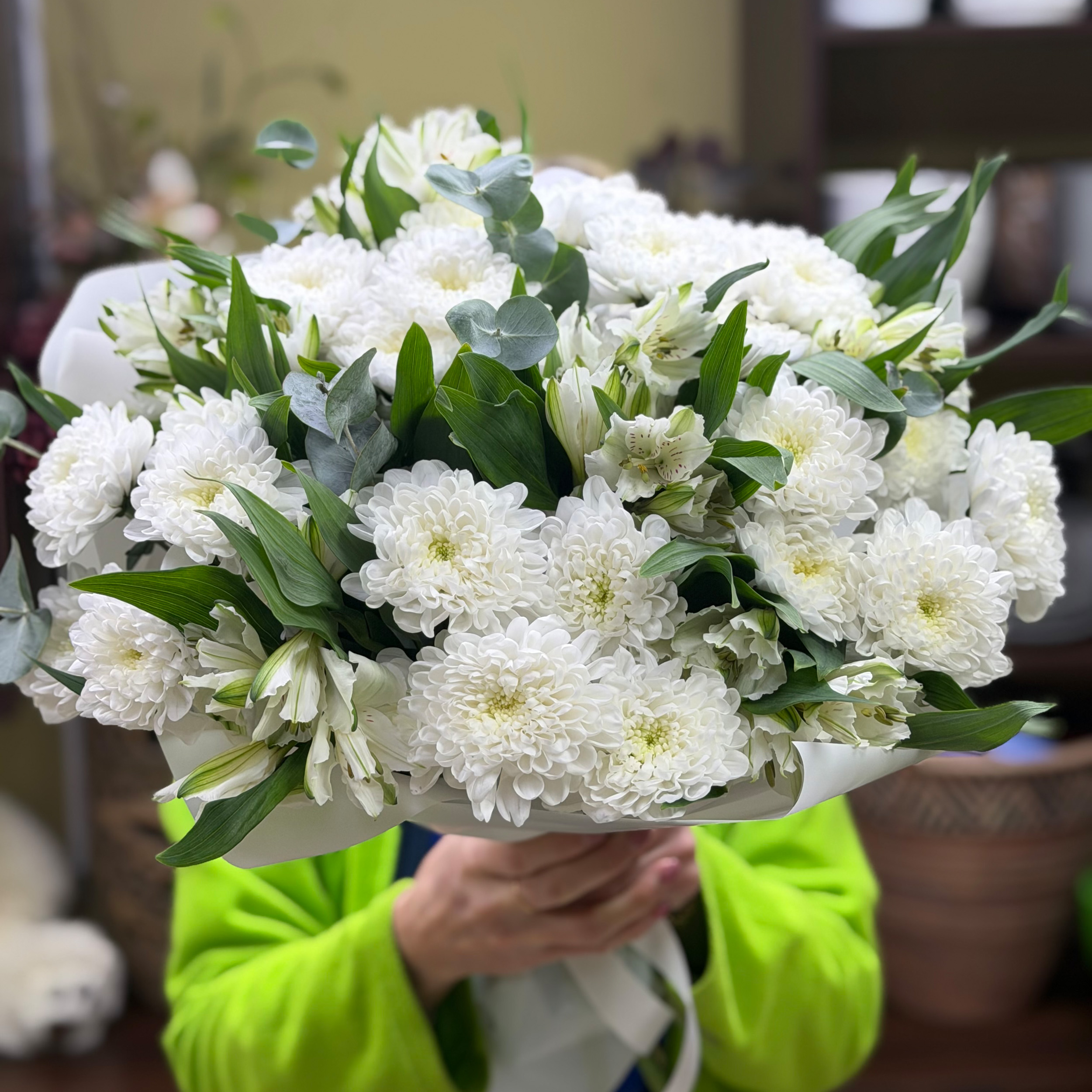 Букеты сборные, композиции