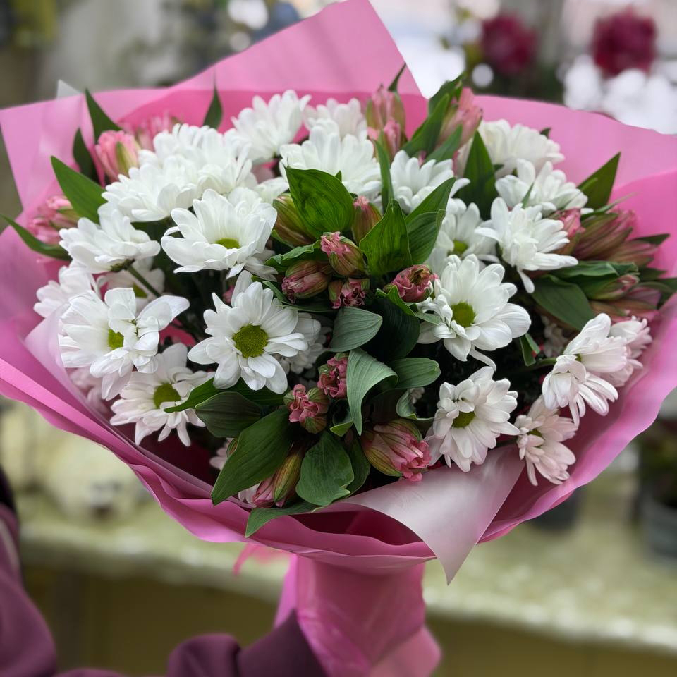 Букеты сборные, композиции