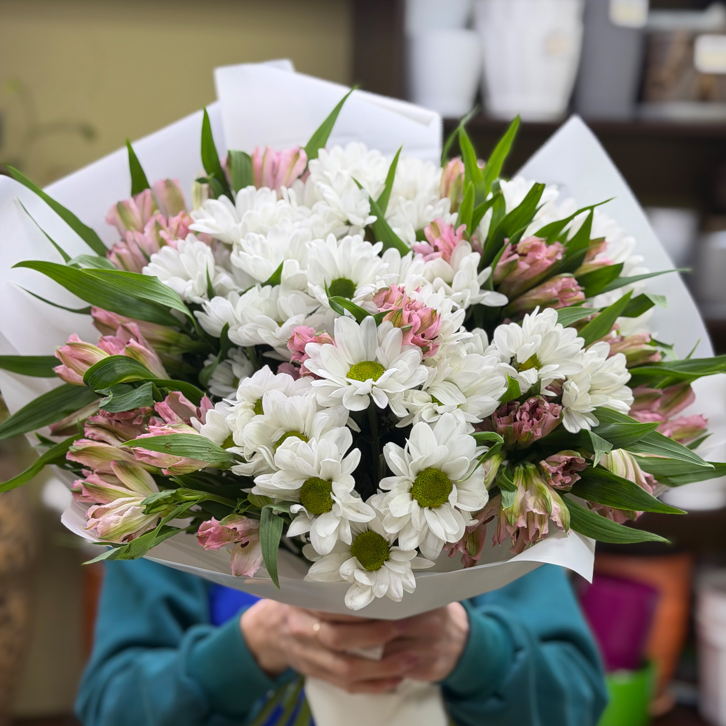 Букеты сборные, композиции