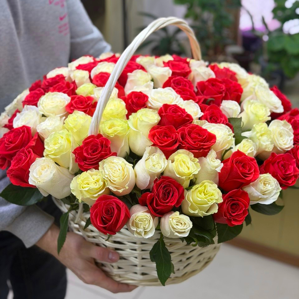 Корзины с цветами